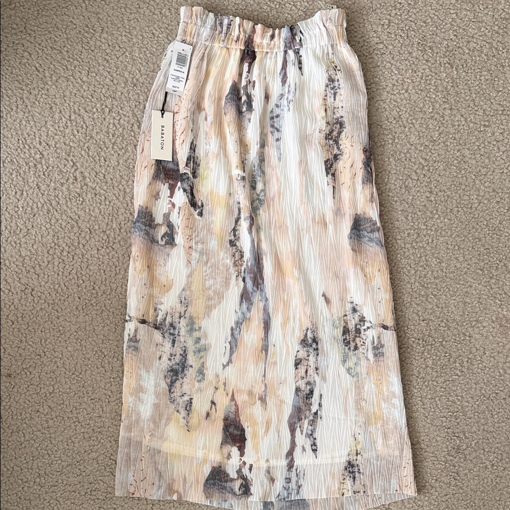 Aritzia Babaton Abstract Cream and Gray Midi Skirt